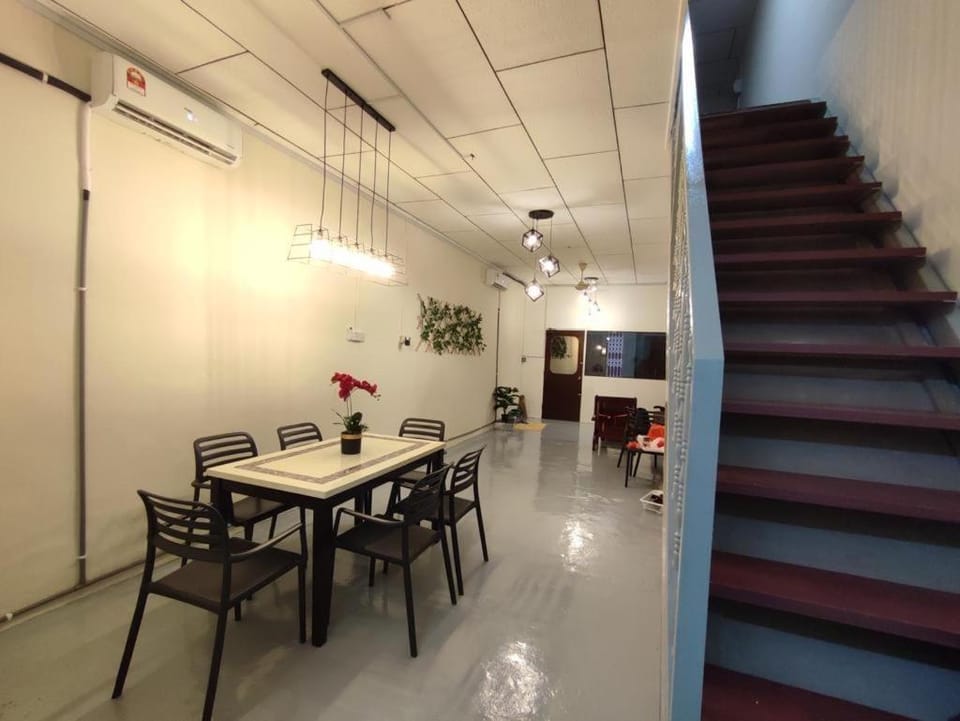 JAVA 6 HOME 5 min to Jonker House in Malacca