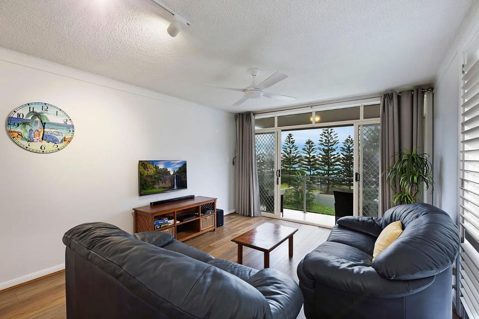 Regency Court 4 Apartment in The Entrance
