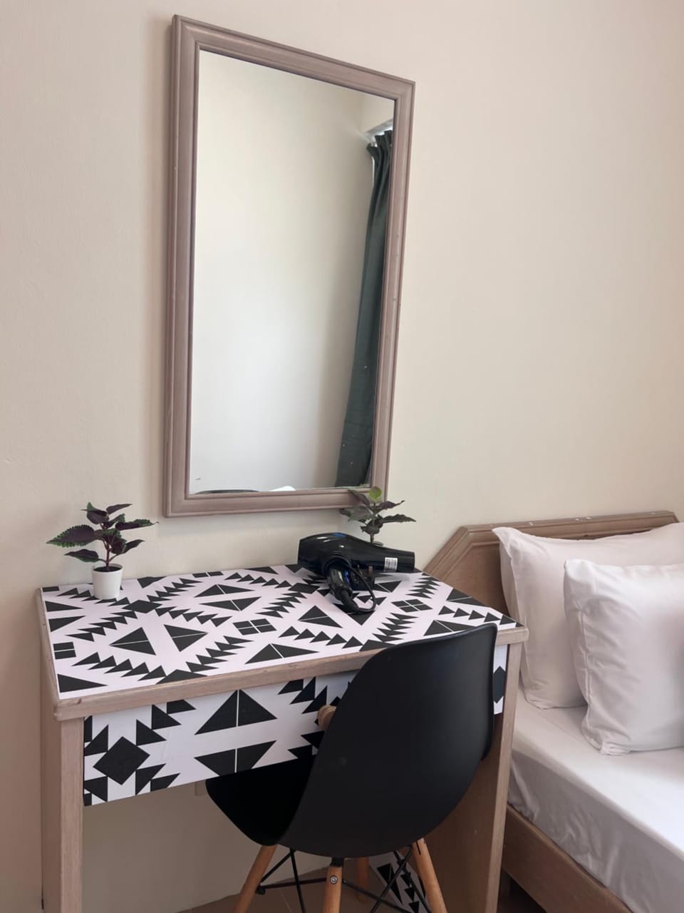 EE's Summer House - Homestay 3 min walk to beach Apartment in Batu Ferringhi, Penang, Malaysia
