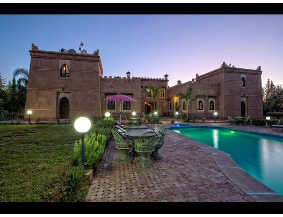Property building, Other, Seating area, Swimming pool, furniture
