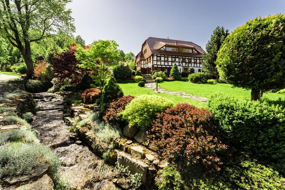 Property building, Garden