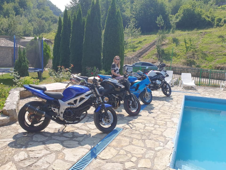 Day, People, Cycling, Pool view, Swimming pool, group of guests