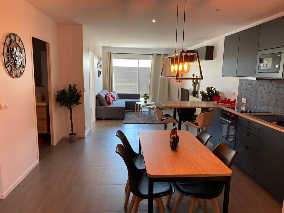 GOLD COCOON T3 74m2 proche centre ville Apartment in Île-de-France