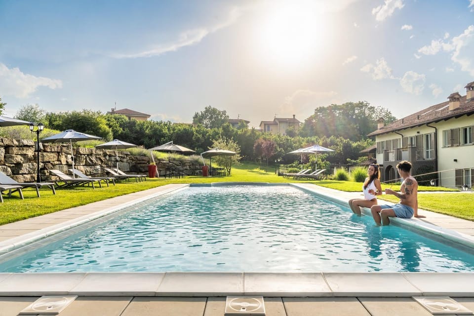 Day, Natural landscape, Garden, Garden view, Pool view, Swimming pool, sunbed