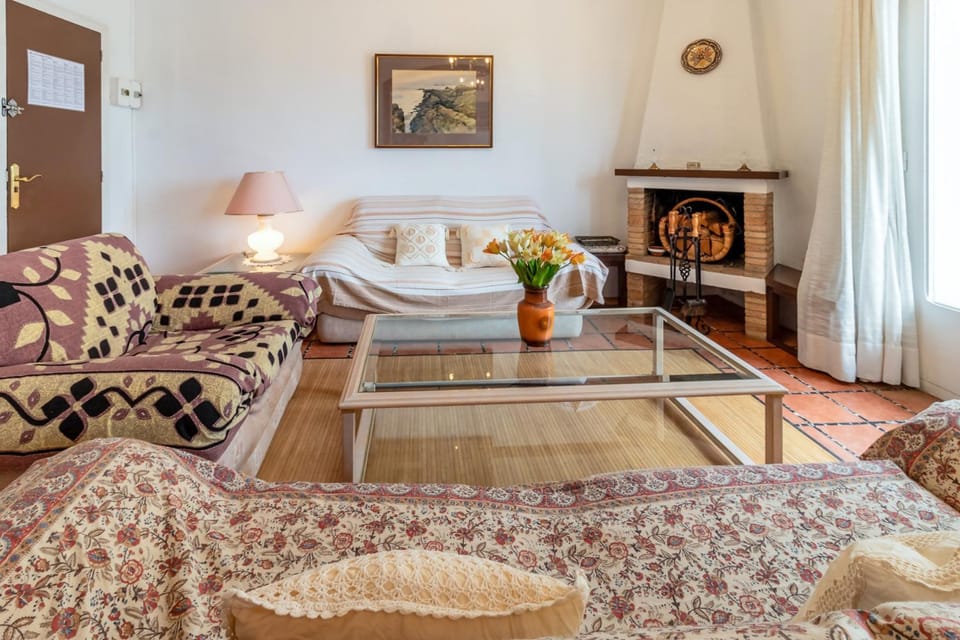 Port Llançà 31 - apartamento con vistas al mar Apartment in Alt Empordà