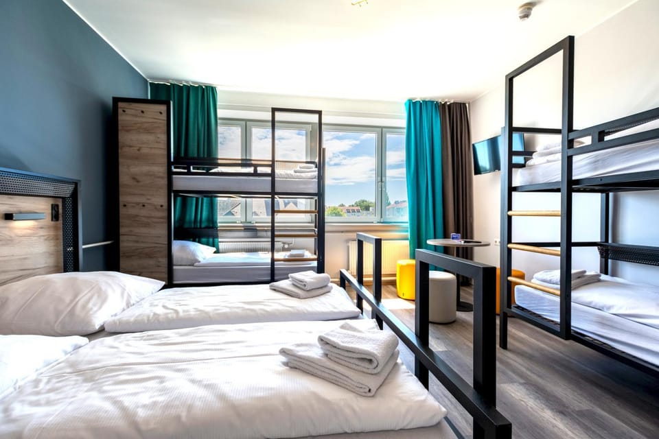Photo of the whole room, Bedroom, bunk bed