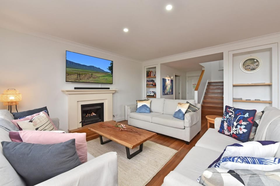 Villa 3br Barolo Villa located within Cypress Lakes Resort Villa in New South Wales