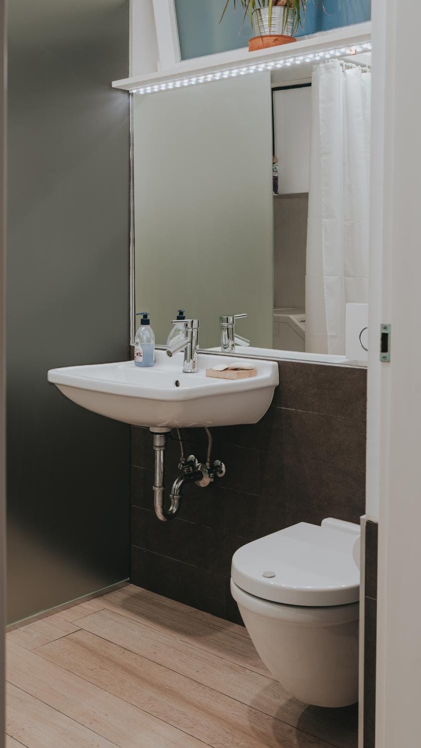 Toilet, Bathroom