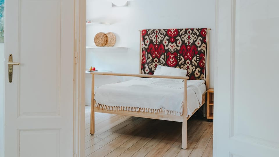 Bed, Photo of the whole room, Bedroom, hair dresser