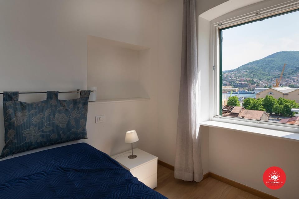 Bed, Photo of the whole room, Bedroom, Sea view