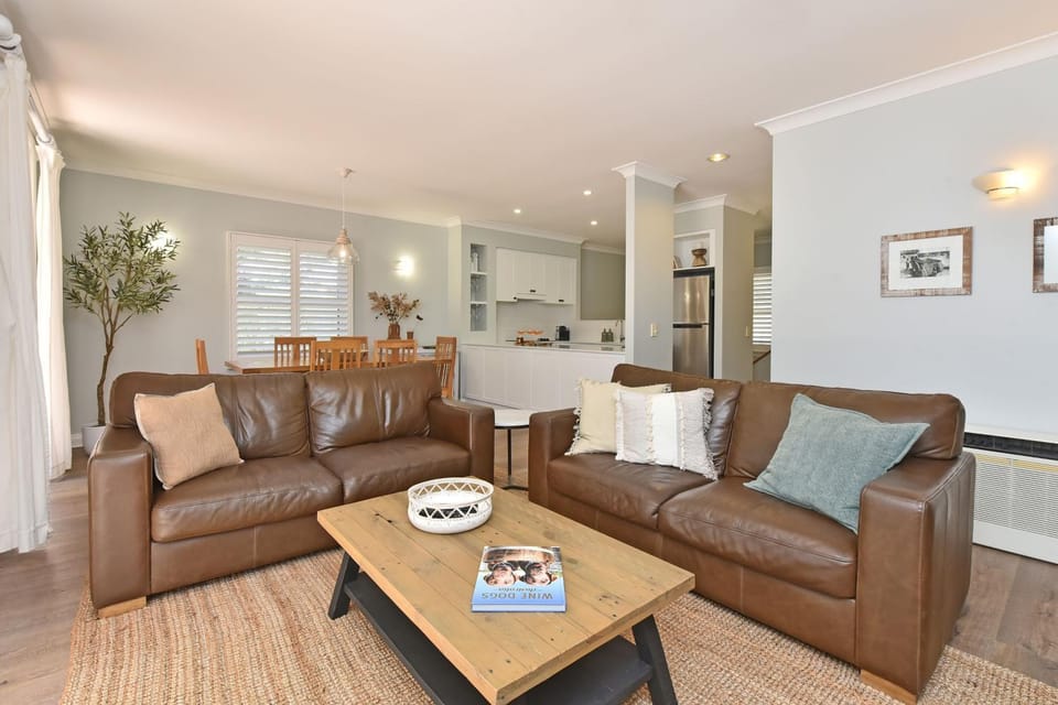 Villa 2br Pinot Grigio Villa located within Cypress Lakes Resort Villa in New South Wales