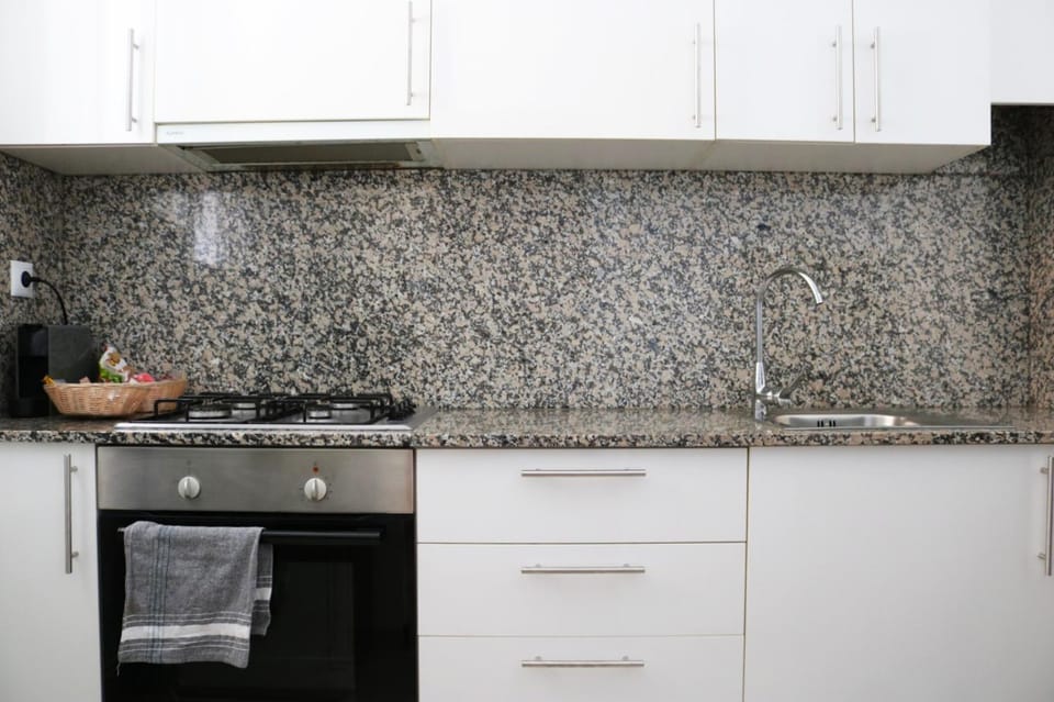 Kitchen or kitchenette, pet friendly