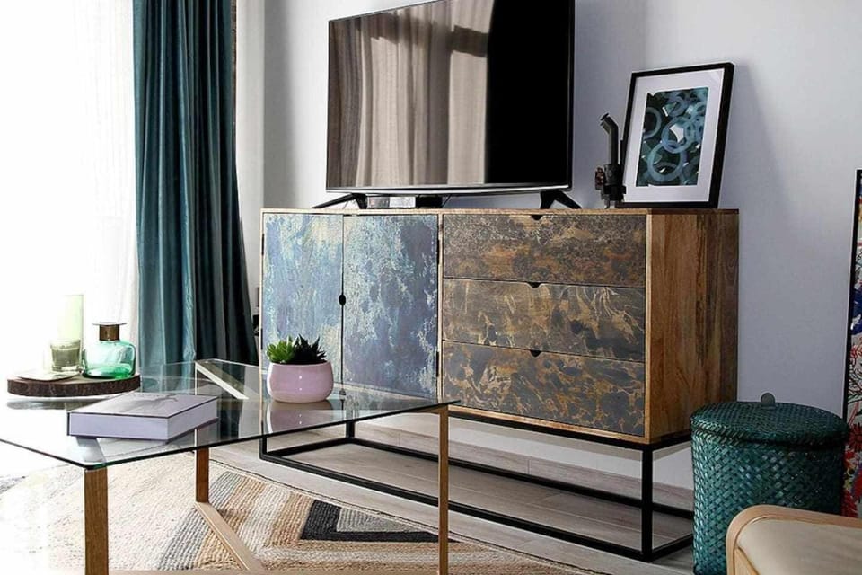 TV and multimedia, Living room, Decorative detail