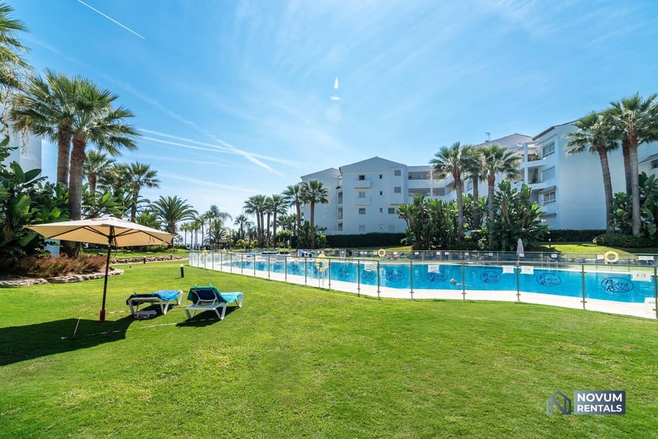 Property building, Pool view, Swimming pool