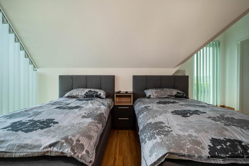 Living room, Bedroom