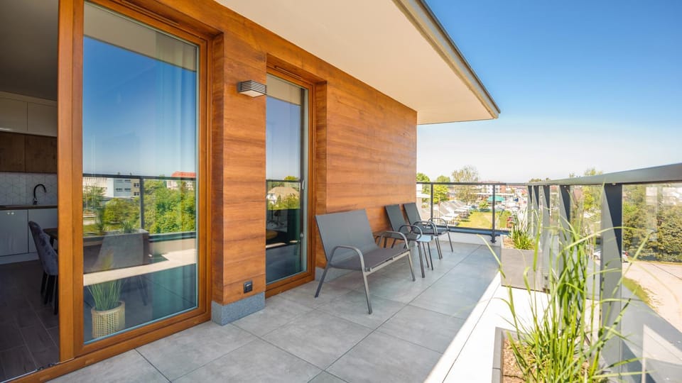 Property building, Balcony/Terrace