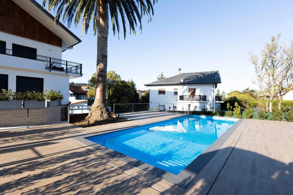 Off site, Swimming pool