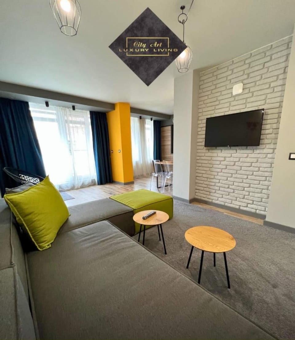 City Art Luxury Living Free Parking Apartment in Ruse