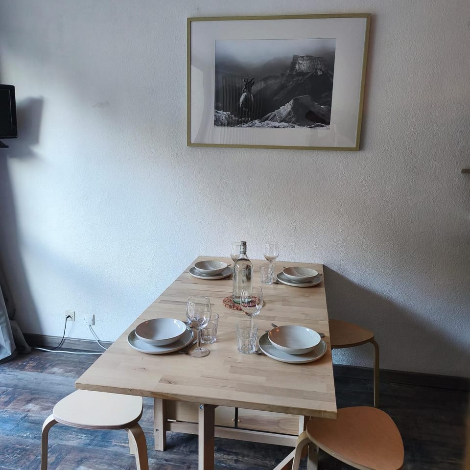 Charmant studio au pieds des remontées mécaniques. Apartment in Provence-Alpes-Côte d'Azur