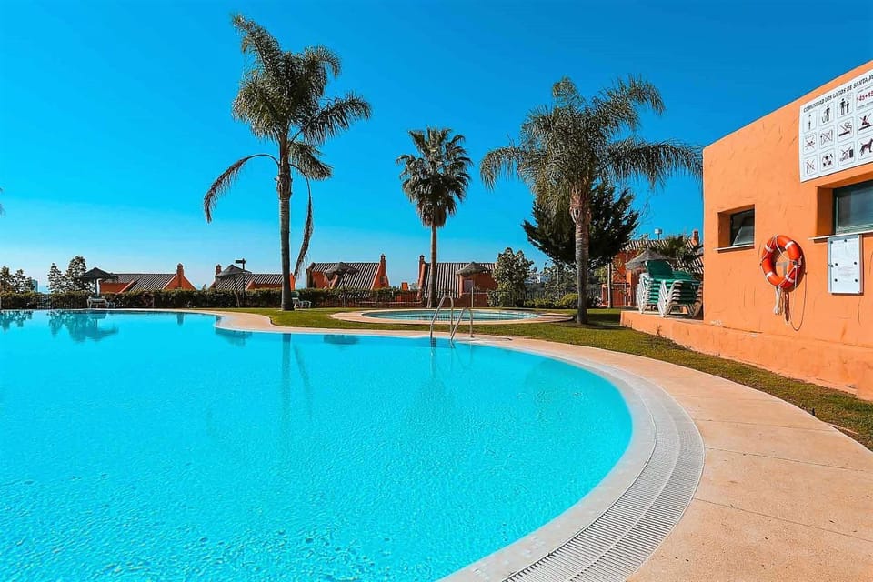 R25 Modern bright 2 bedroom apartment Apartment in Marbella