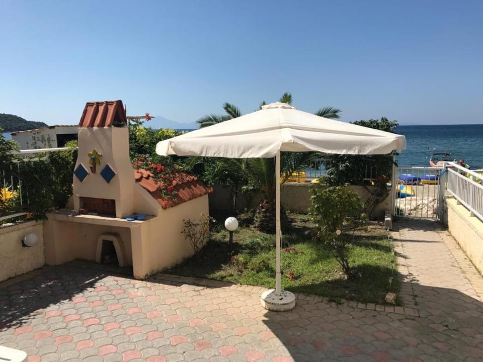 THASSOS LOVELY MAISONETTE BY THE SEA House in Thasos