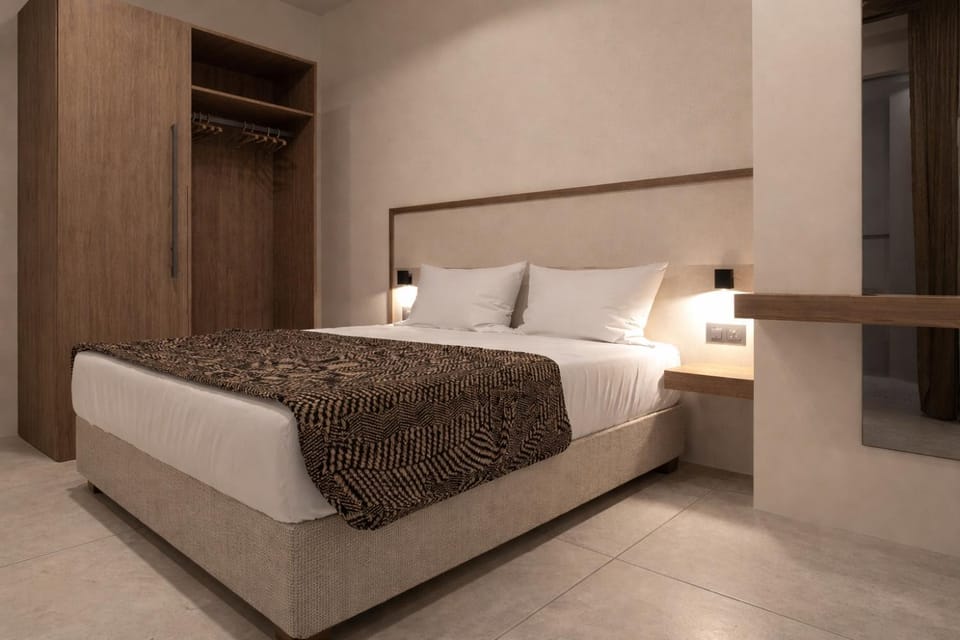 Bed, Photo of the whole room, Bedroom, wardrobe