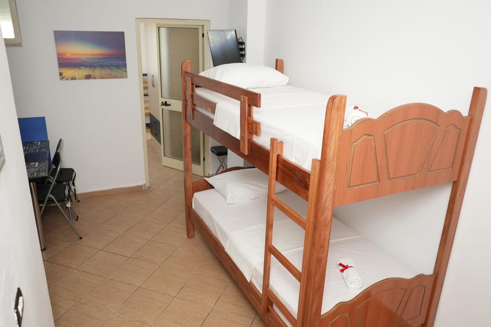 bunk bed