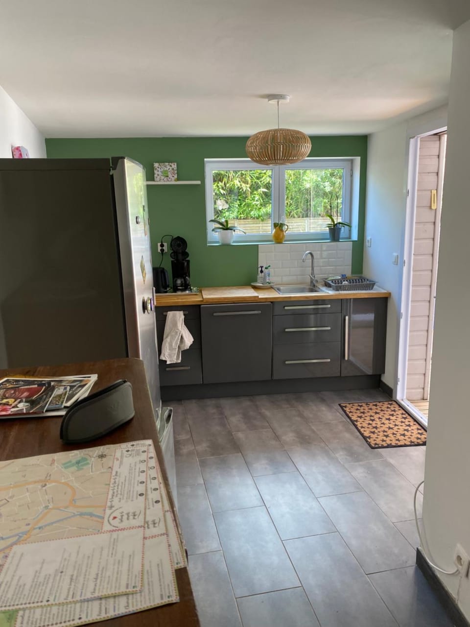 Kitchen or kitchenette