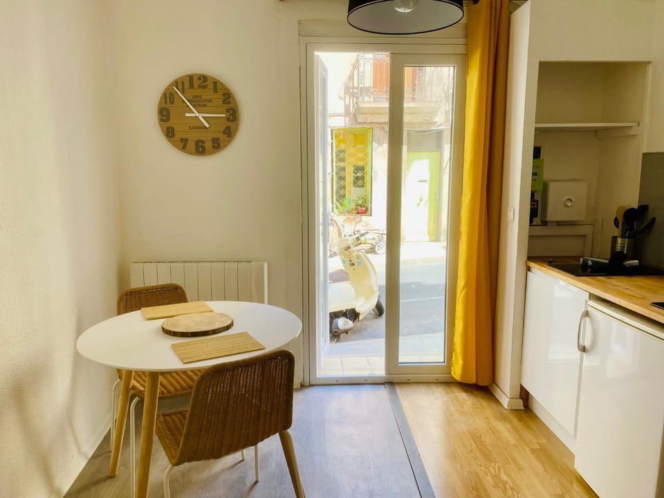 ''Pascal 2'' Eglise Saint Louis Studio Cosy Quartier Haut Apartment in Occitanie