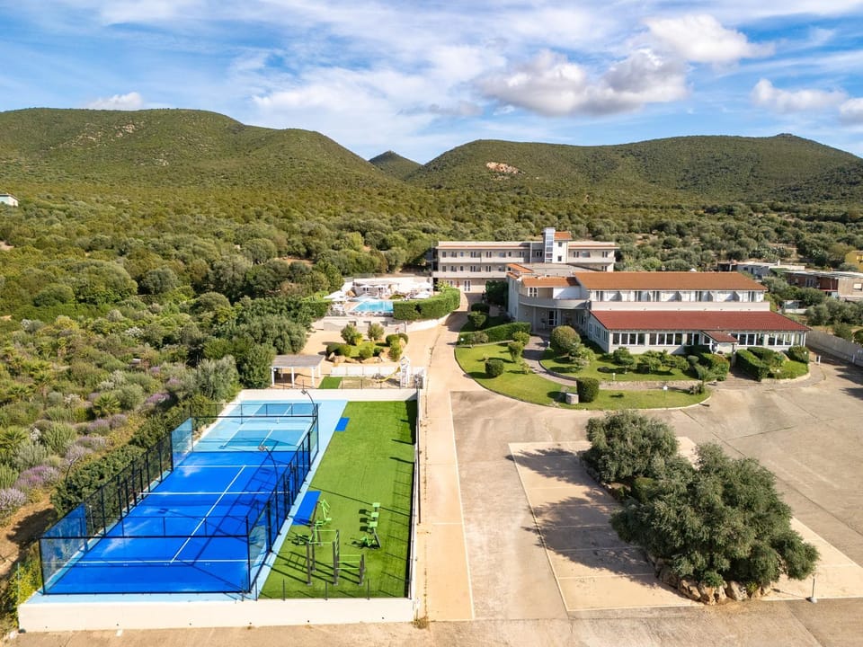 Property building, Swimming pool