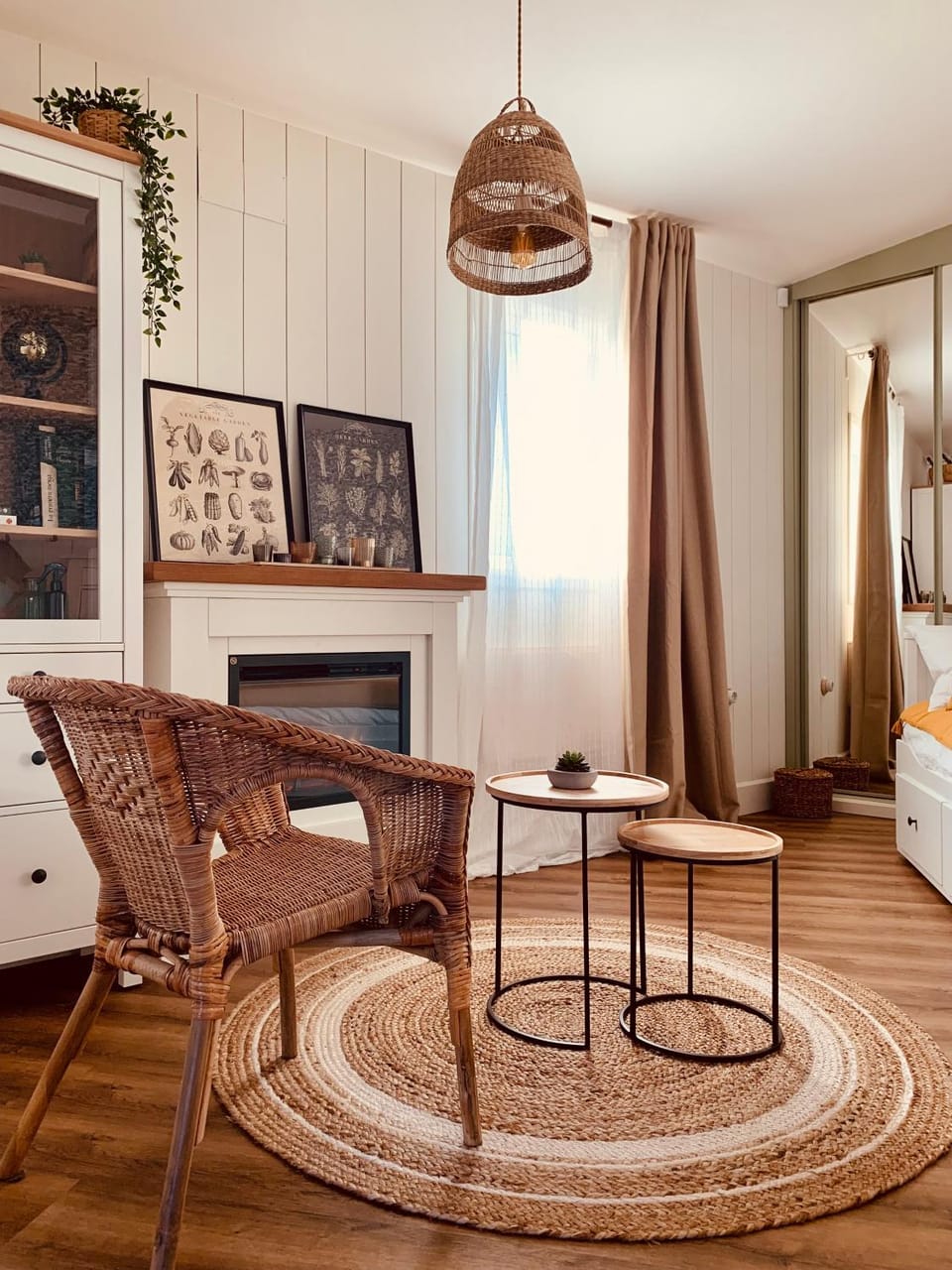 Living room, Seating area