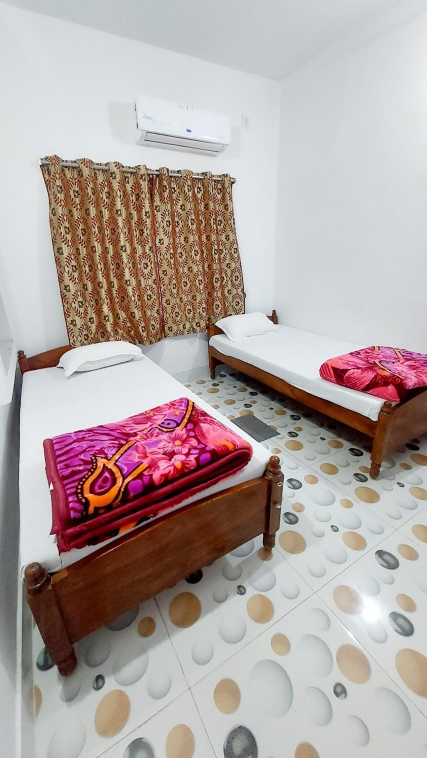 Nilam Guest House Bed and Breakfast in India