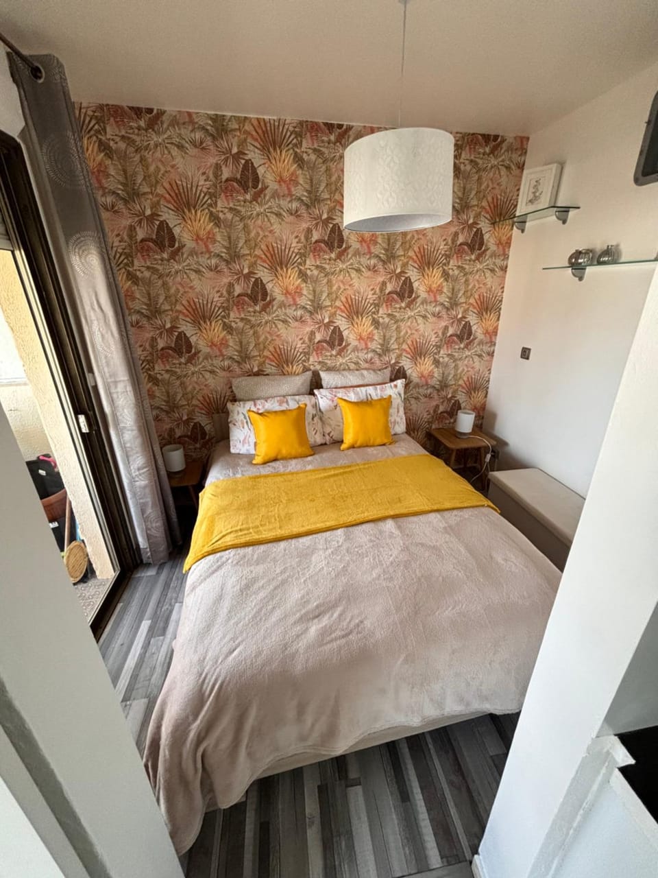 Provencal Apartment in Cagnes-sur-Mer