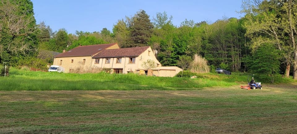 La Clé des champs, Le Domaine de Brugal Bed and Breakfast in Occitanie