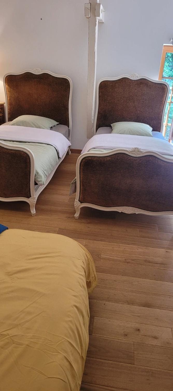 La Clé des champs, Le Domaine de Brugal Bed and Breakfast in Occitanie