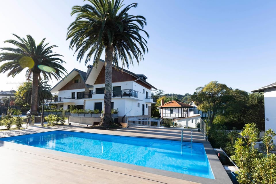 Off site, Swimming pool