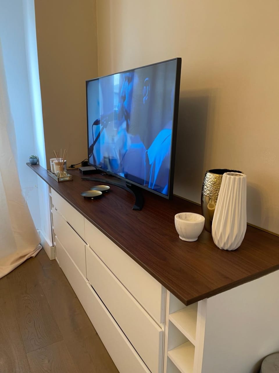 Communal lounge/ TV room, TV and multimedia