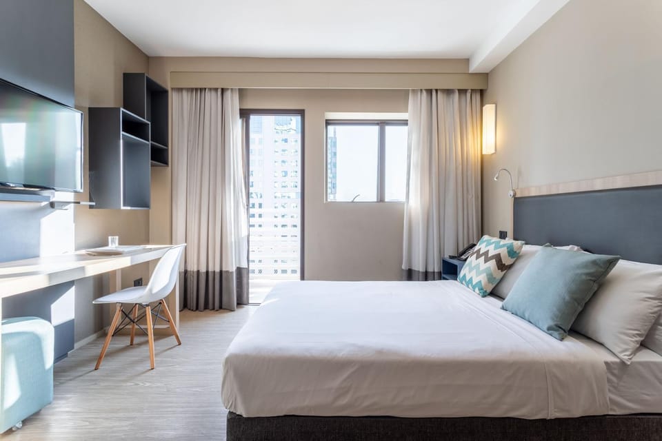 Bed, Dining area, Bedroom, Area and facilities
