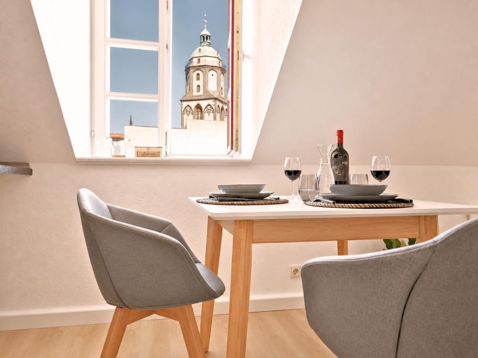Nearby landmark, View (from property/room), Living room, Dining area, Landmark view