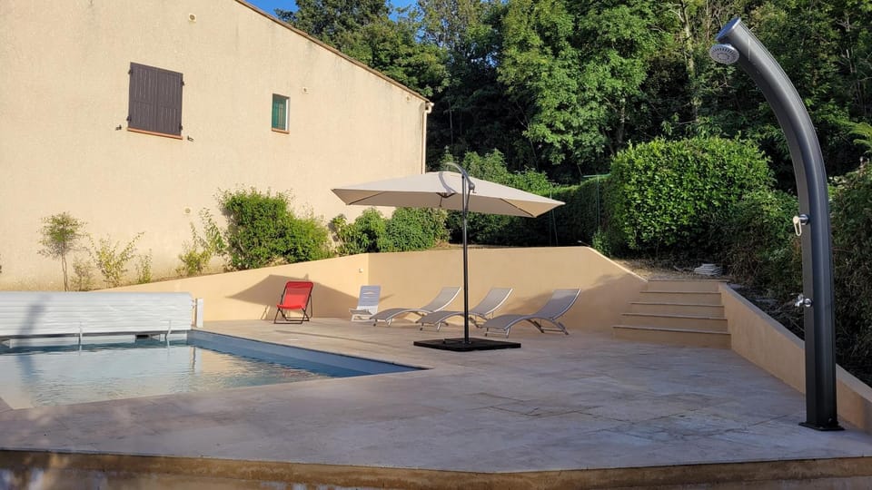 Maison avec piscine entre mer et montagne House in Corsica