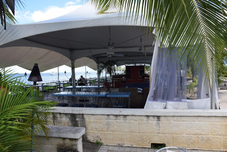 Goldenview Apartment in Holetown