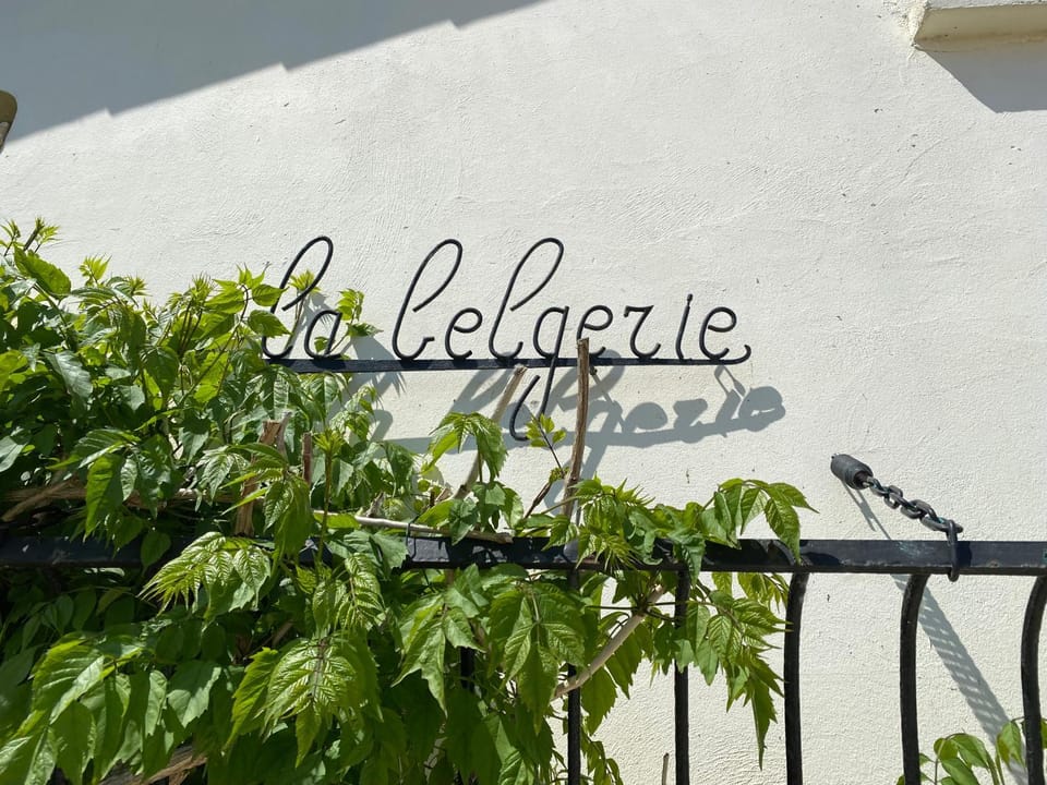 Property logo or sign