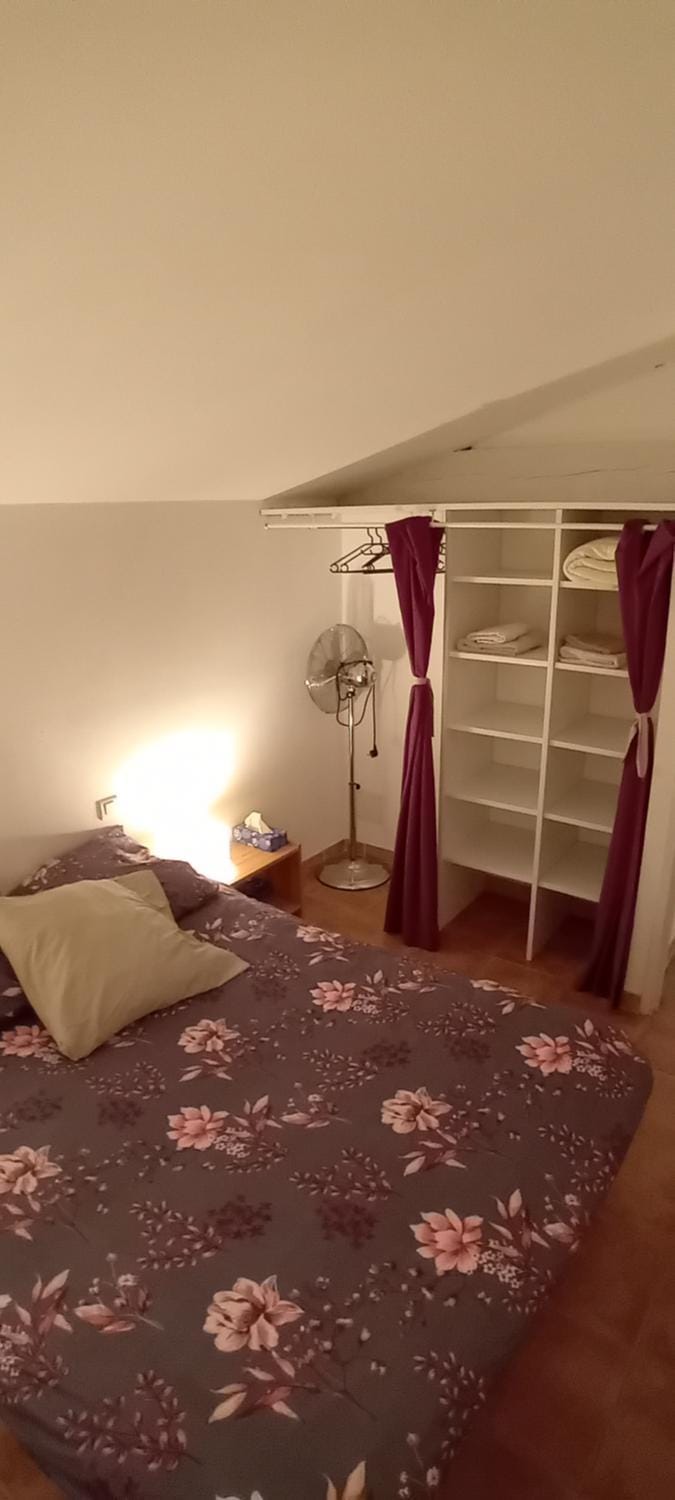 Appartement à 8 km de la mer - 3 chambres Apartment in Occitanie