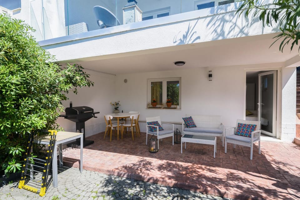 House Copacabana - on Čiovo, sea view, parking House in Okrug Gornji