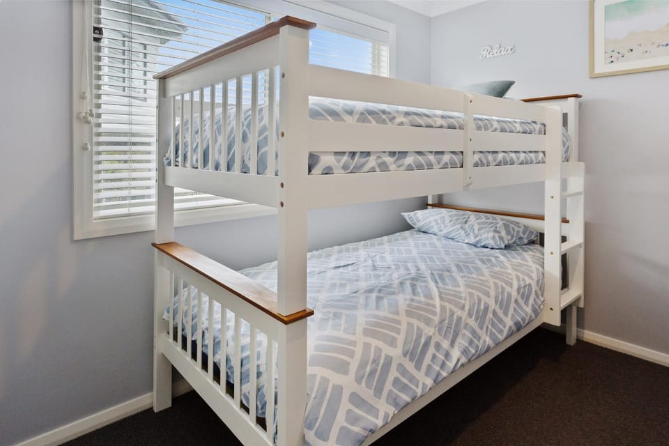 bunk bed