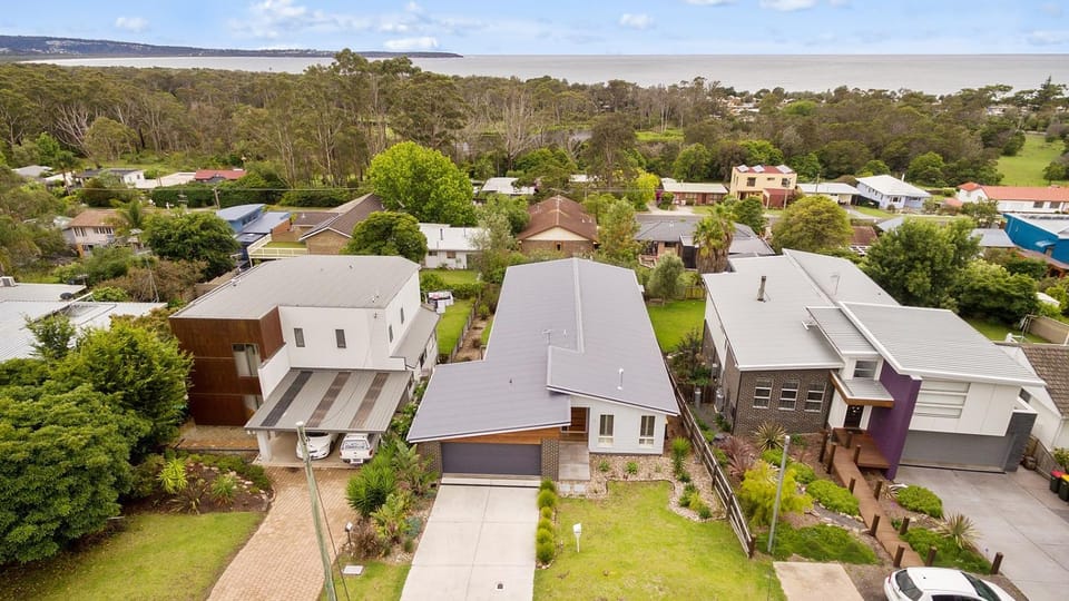Bird's eye view, Floor plan, Street view
