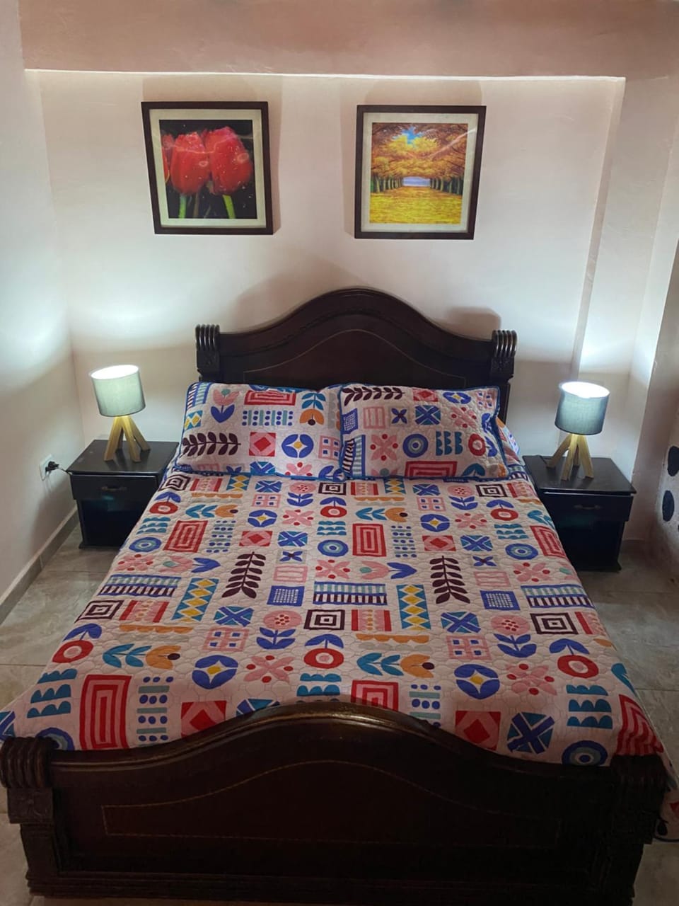 Bed, Photo of the whole room