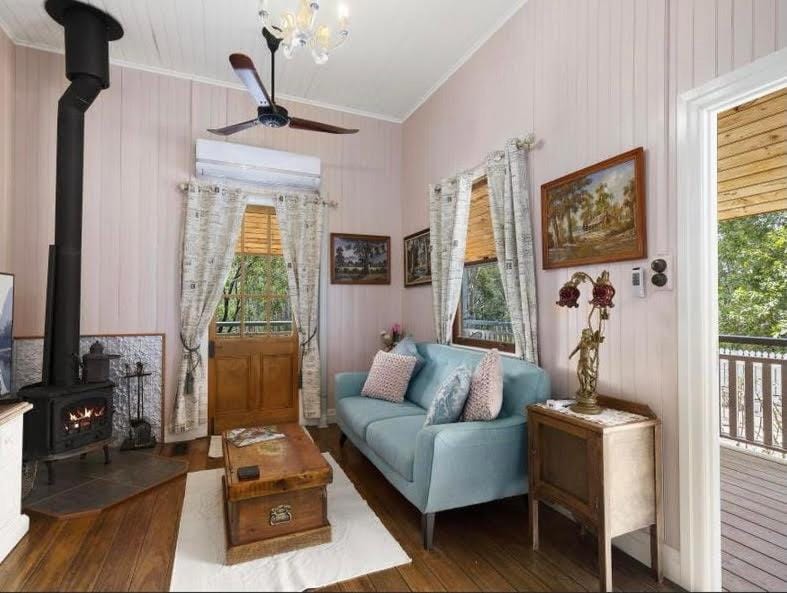 Barney Creek Vineyard Cottages Nature lodge in Queensland