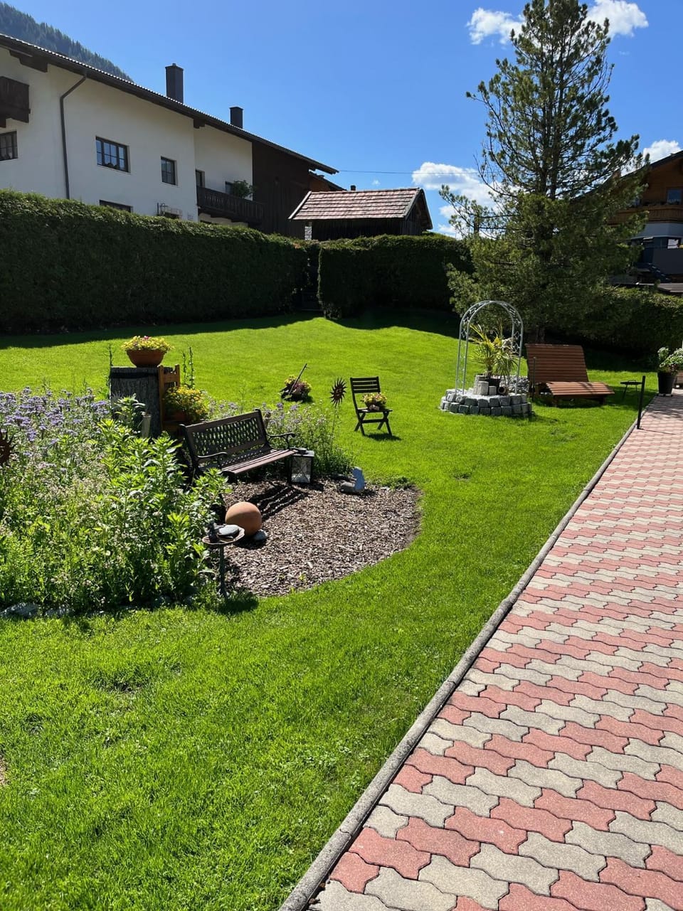 Garden, Garden