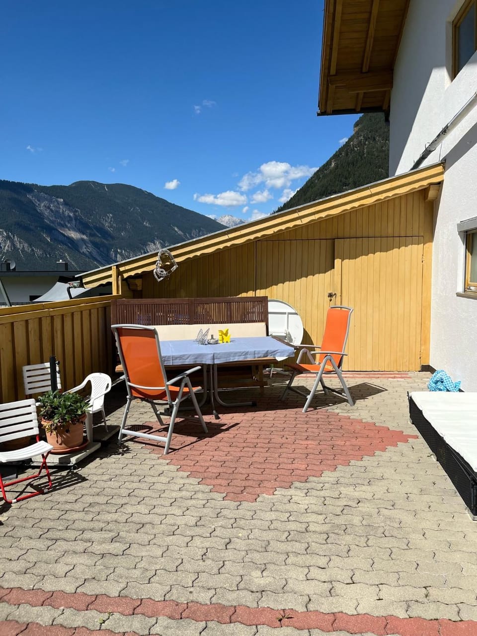 Balcony/Terrace, Balcony/Terrace
